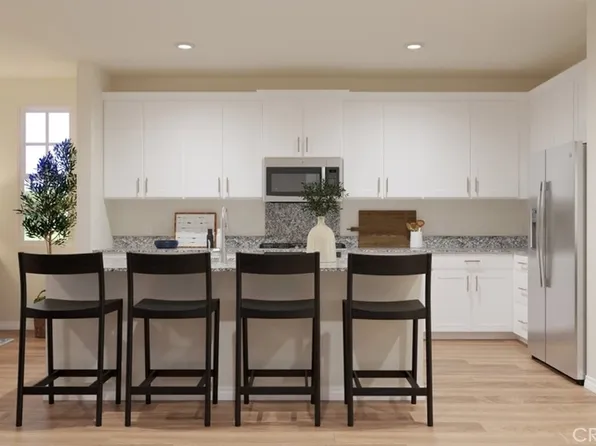 16755 Plantain Way, Fontana, CA 92336