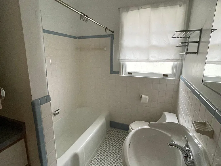 6448 Canal Blvd — Photo 10