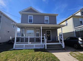 110 Peck Ave, West Haven, CT 06516