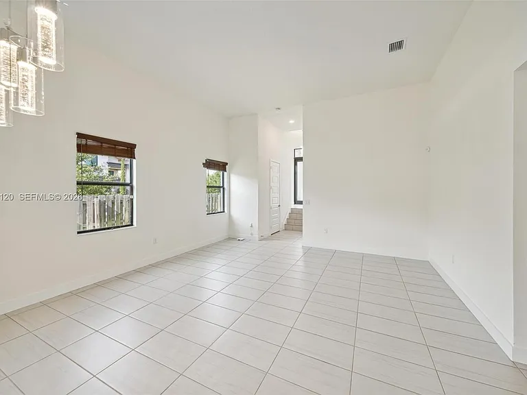 7635 NW 103rd Pl — Photo 24