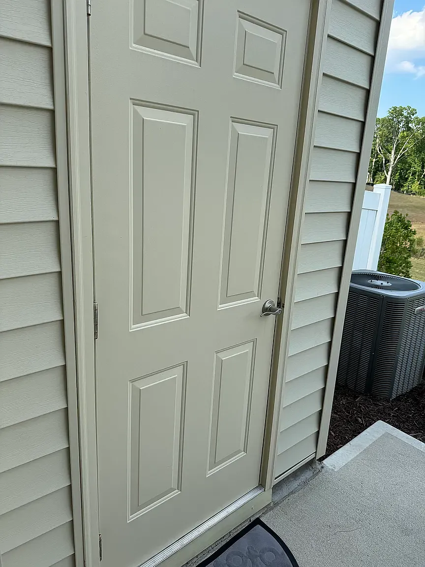 3 bed, 1718 sqft, $1,960 — Photo 4