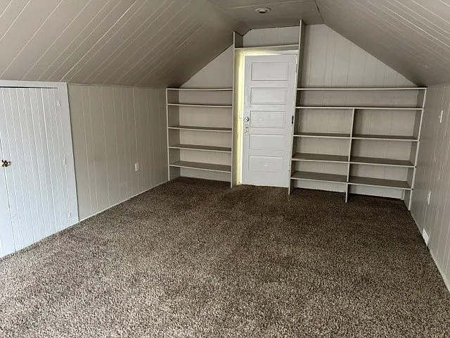 320 S 4 E — Photo 16