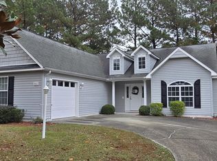 802 Hummingbird N, Swansboro, NC 28584