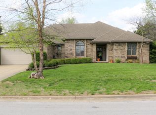 4143 E University St, Springfield, MO 65809