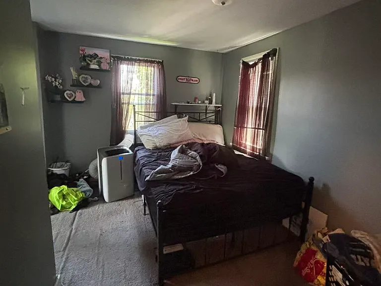 145-147 W Parker St — Photo 7