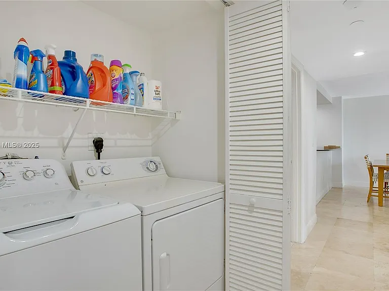 6917 Collins Ave #705 — Photo 19