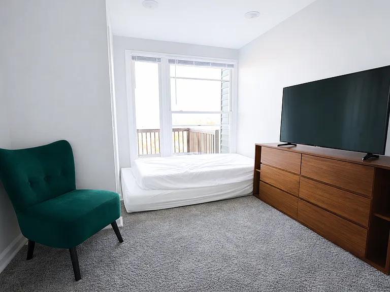 2311 Maryland Ave #B — Photo 32