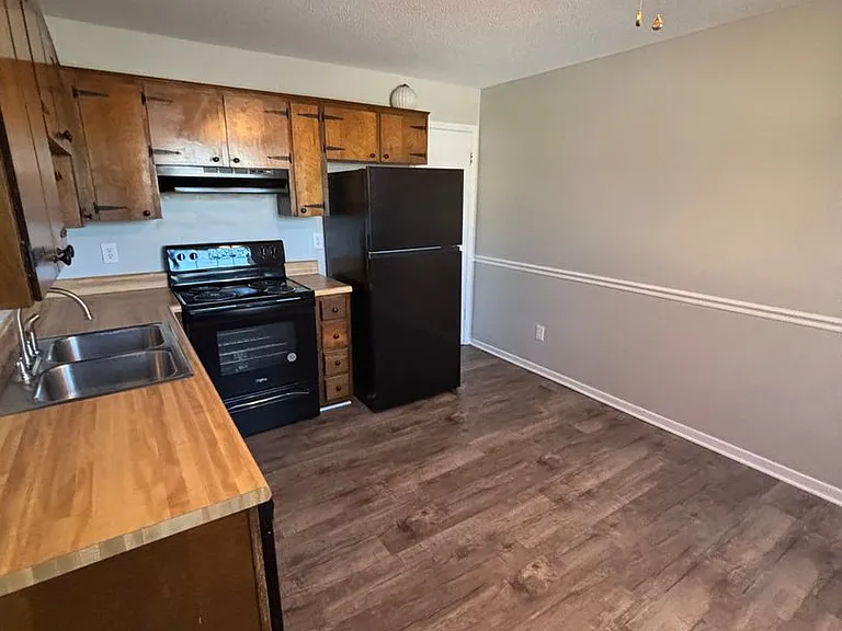 1837 Lively Rd #1839 — Photo 2