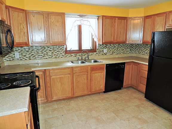 All appliances included