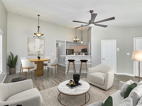 4th image of 21 Homefield Gardens Dr #28N