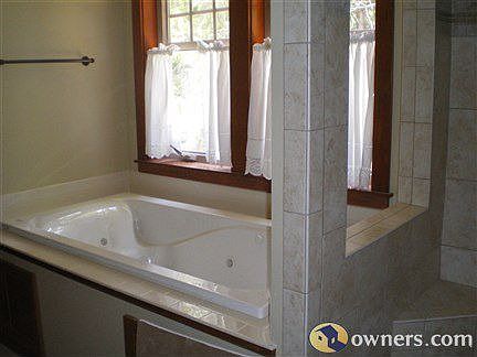 Master Bath Spa Tub