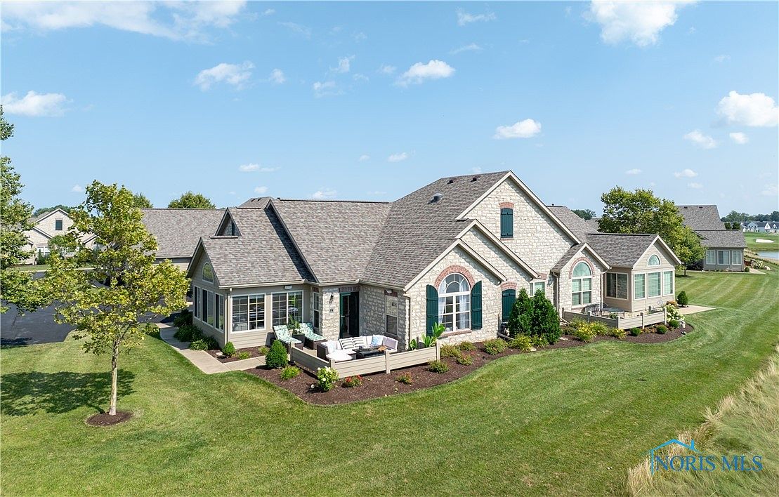 2870 Canterbury Cir #C