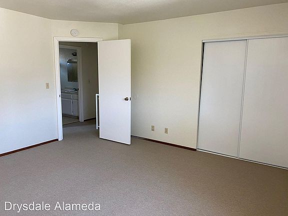 5th image of 21631 Garden Ave Unit 4