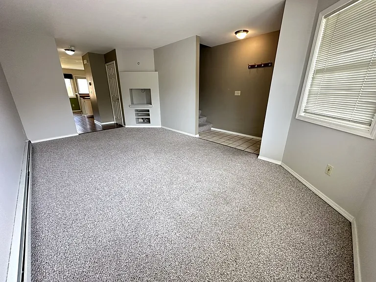 209 E 18th Ave #10 — Photo 4