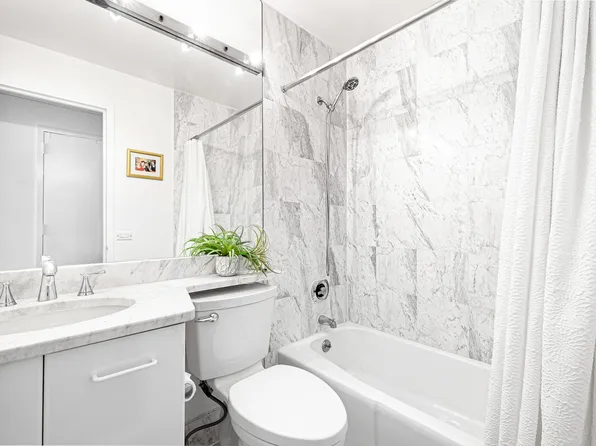 2373 Broadway image 12 of 12