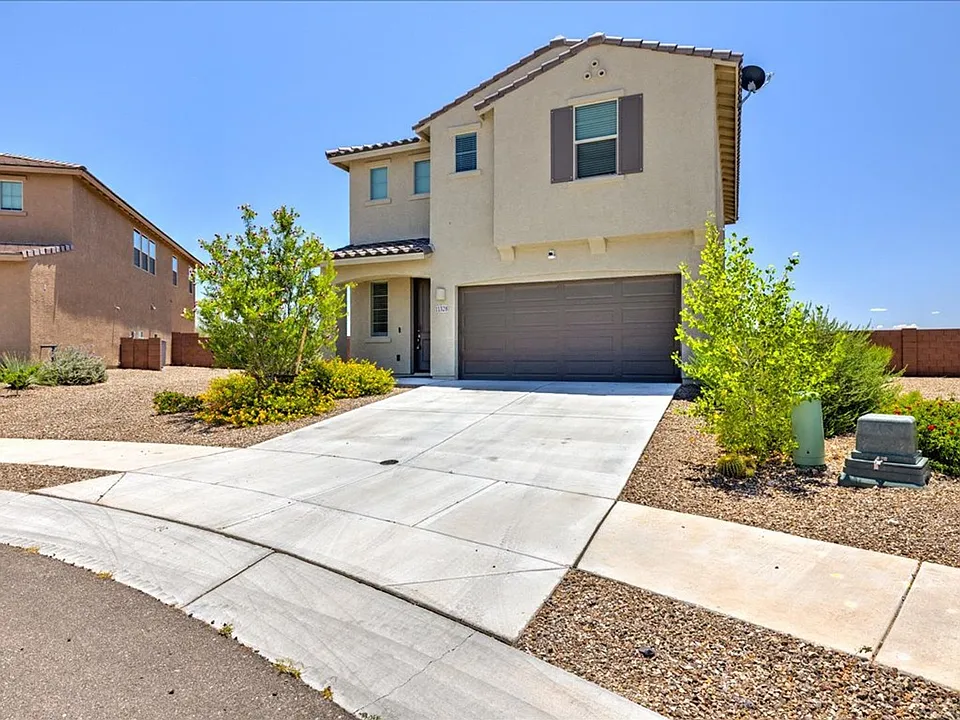 11328 S Weismann Dr