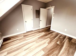 62 State St APT 6, Augusta, ME 04330