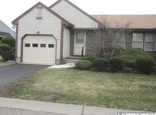 21 John Hancock Dr #B, Monroe Township, NJ 08831