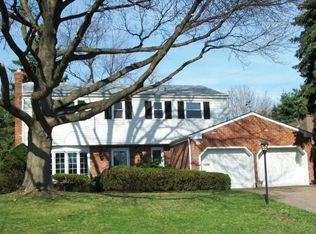 867 Fredericka Dr, Bethel Park, PA 15102