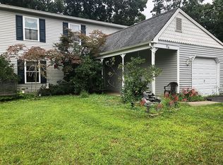 34 Cherry Bend Dr, Howell, NJ