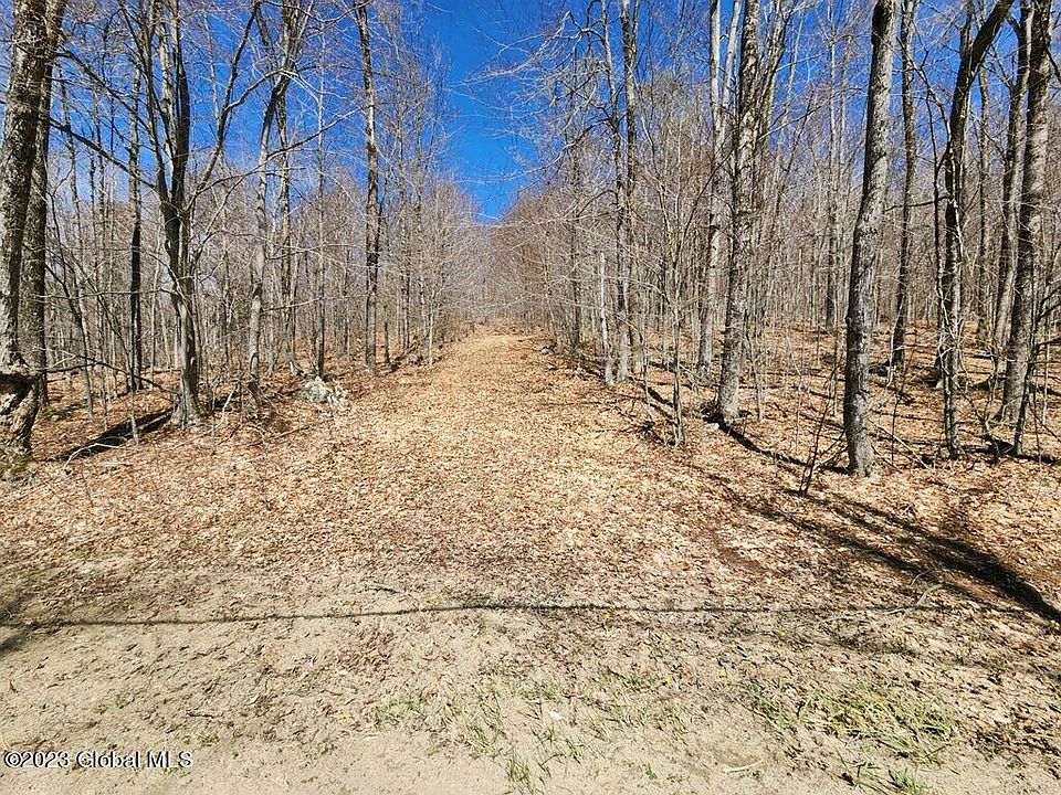 2 N Shore Rd, Gloversville, NY 12078 MLS 202315151 Zillow