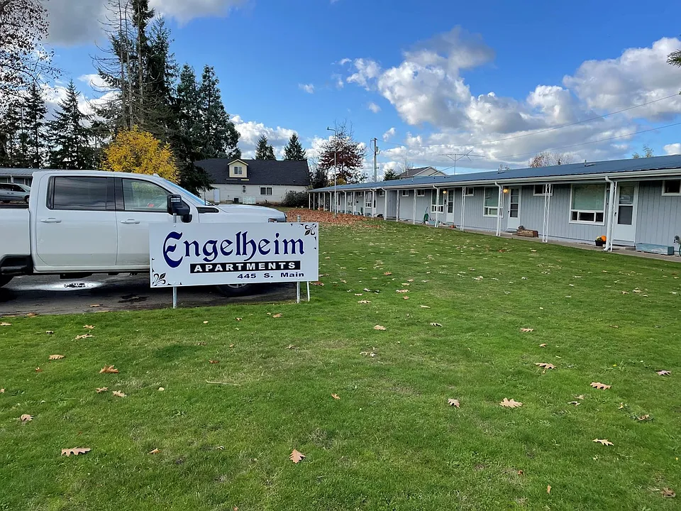 445 S Main St #1-15