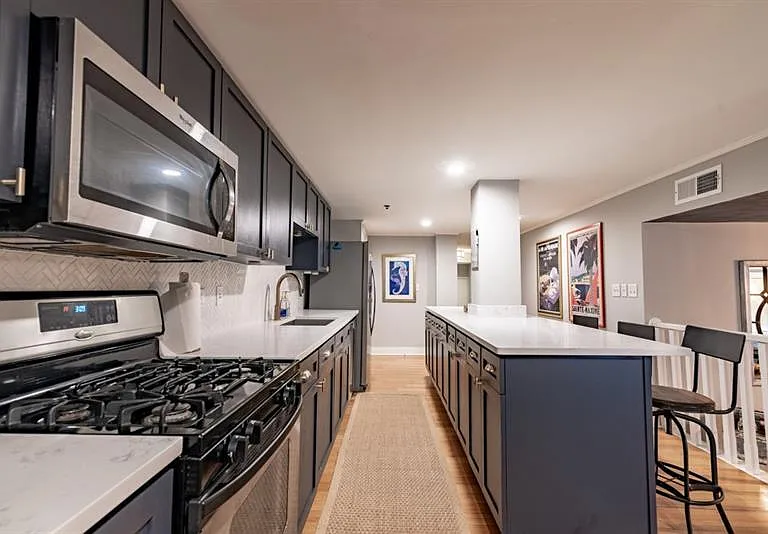 985 Ponce De Leon Ave NE #204 — Photo 14