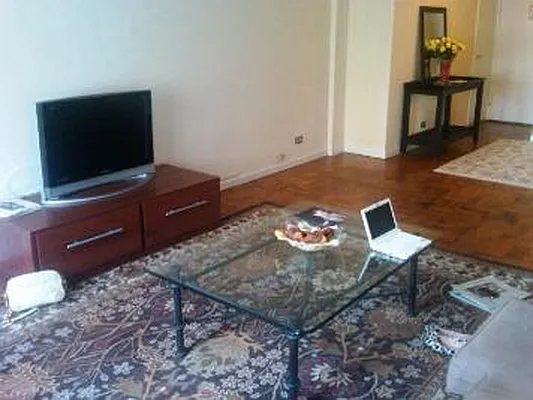 Rented by Corcoran | media 2