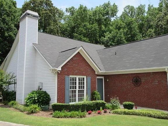 2nd image of 120 Woodstream Ct