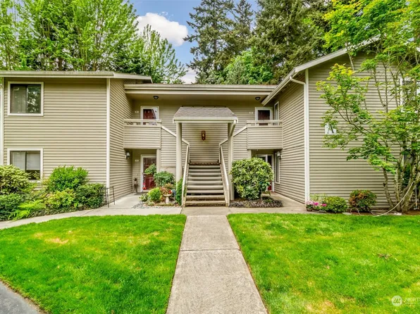 9009 Avondale Road NE #A201, Redmond, WA 98052