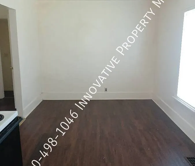 3012 S Grand Traverse St — Photo 8