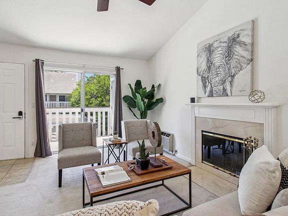 4th image of 2968 Moorpark Ave APT 2