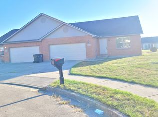 2735 Fairview Ct, Troy, OH 45373