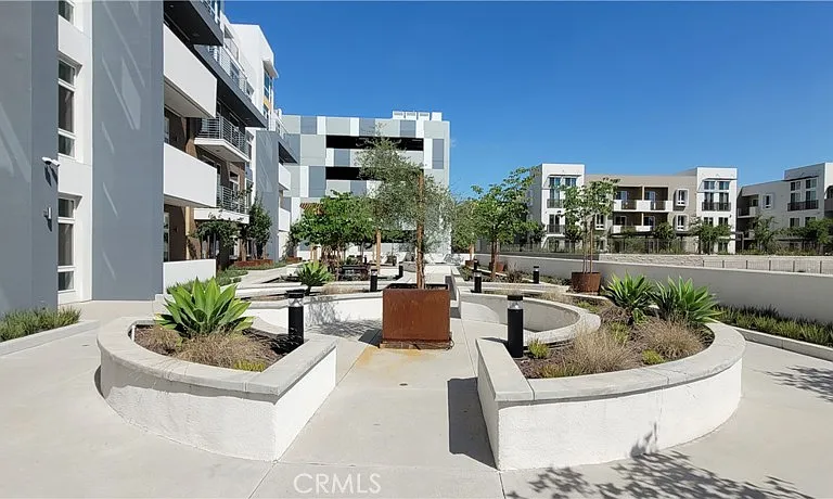 168 S Monterey St #408 — Photo 20