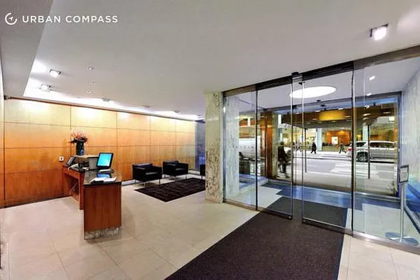 Rented by Compass | media 18