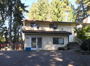 206 NE 175th St, Seattle, WA 98155