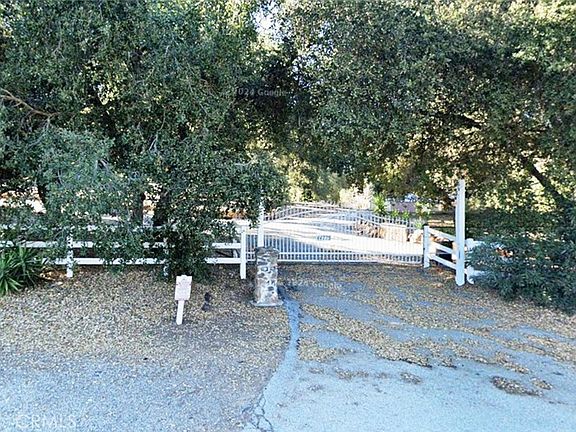 5th image of 44775 De Luz Rd