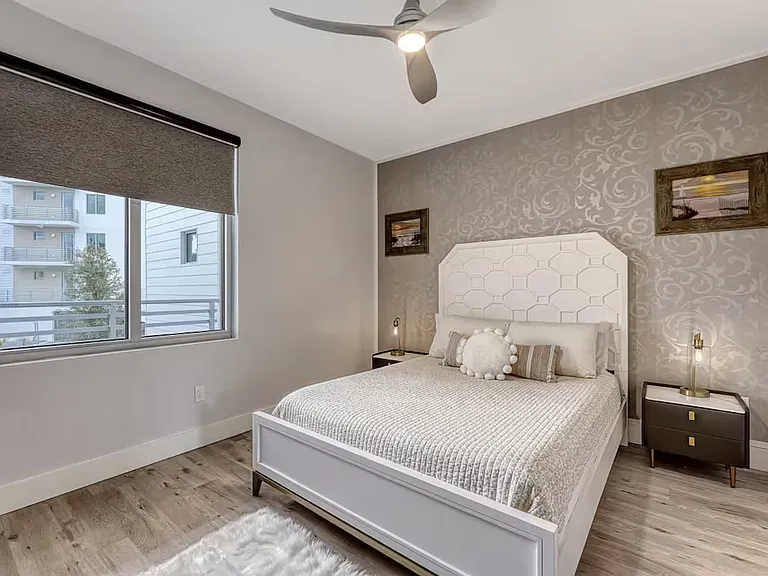 1709 Tamiami Trl #220A — Photo 3