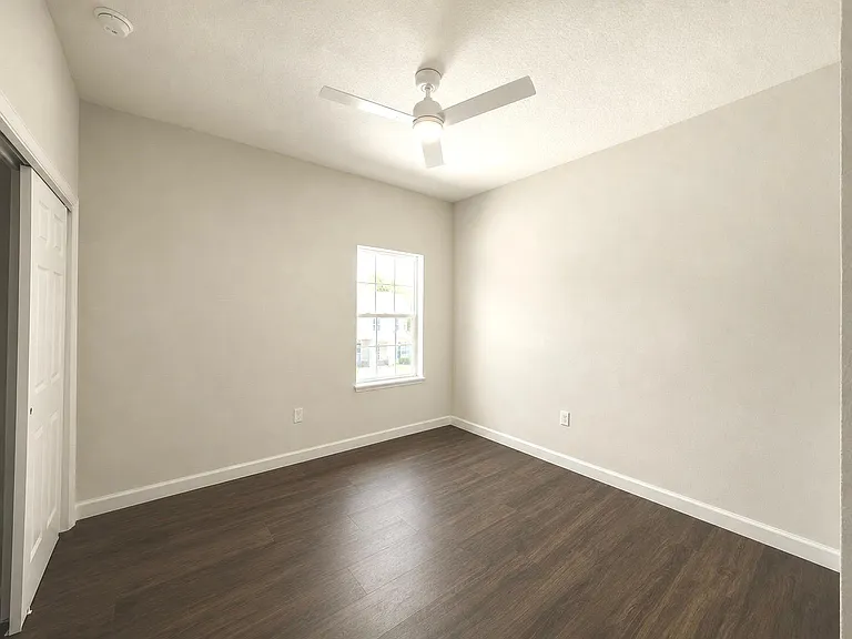 2540 NW 2nd St #101 — Photo 15