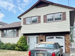 35 Luhmann Ter, Secaucus, NJ 07094