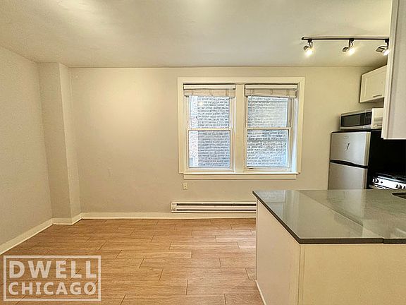 5th image of 513 W Belmont Ave #23