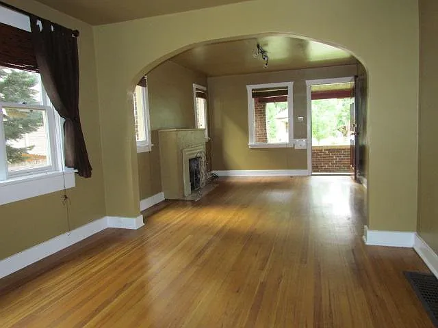 3428 N Newton St — Photo 9