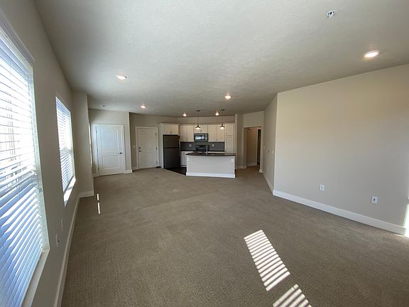 Living Room / Dining Room