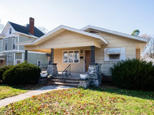 2243 N Missouri Avenue, Springfield, MO 65803