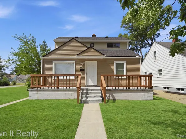 9207 Stout St, Detroit, MI 48228