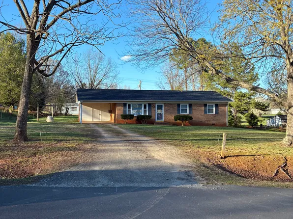 129 Vinson Rd, Statesville, NC 28677