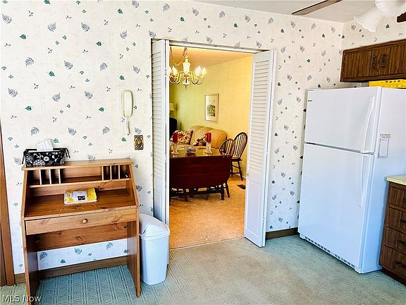 4th image of 3810 Circlewood Ct
