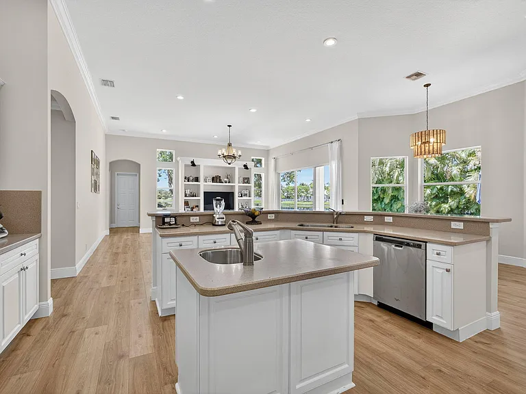 4693 Sugar Beach Way — Photo 20