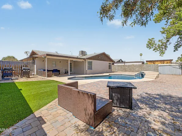 6957 W SAN JUAN Avenue, Glendale, AZ 85303