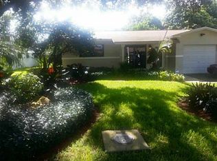 4960 SW 29th Way, Fort Lauderdale, FL 33312